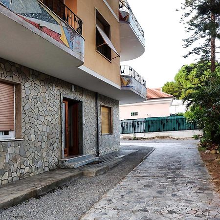 Villa Daniela - Mare E Relax Sanremo Dış mekan fotoğraf